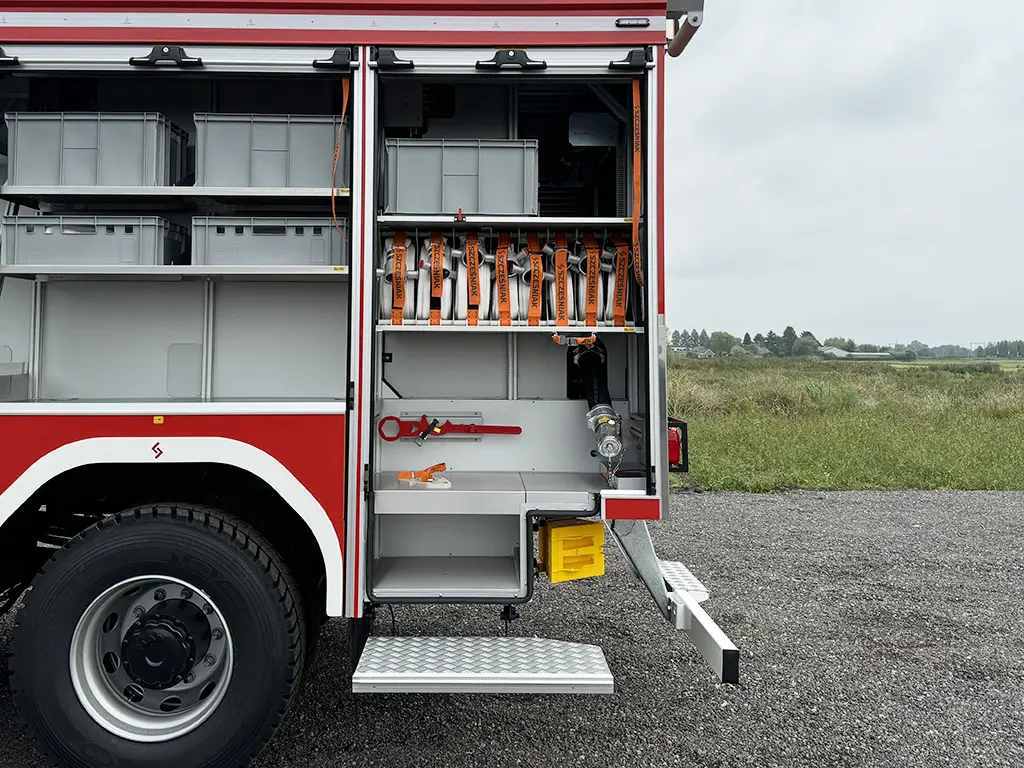 MAN TGM 18.290 BB CH Camion de pompiers 4x4 18
