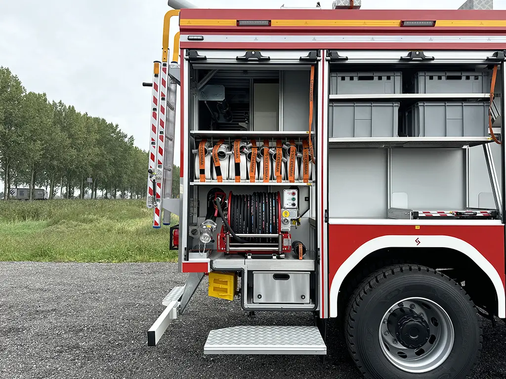MAN TGM 18.290 BB CH Camion de pompiers 4x4 22