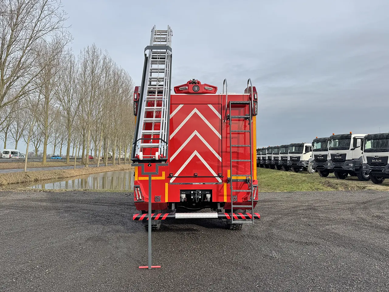 MAN TGM 18.290 BB CH Fire Fighter Truck 4x4 28