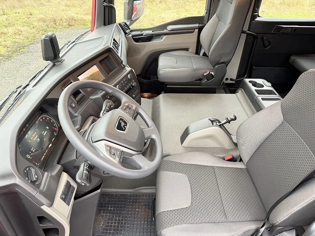 MAN TGM 18.320 BB CH Chassis Cabin 4x4 10