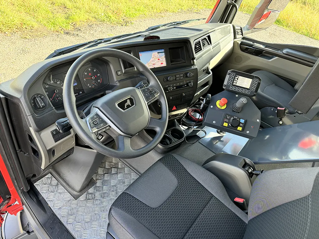 MAN TGM 18.320 BB CH Fire Fighter Truck 4x4 8