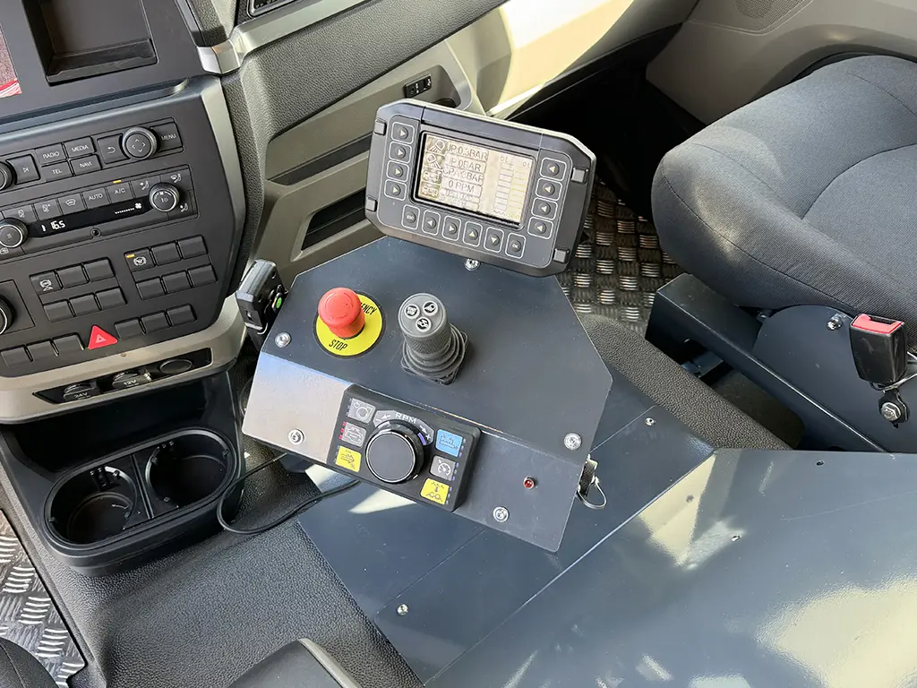 MAN TGM 18.320 BB CH 4x4 Fire Fighter Truck 10