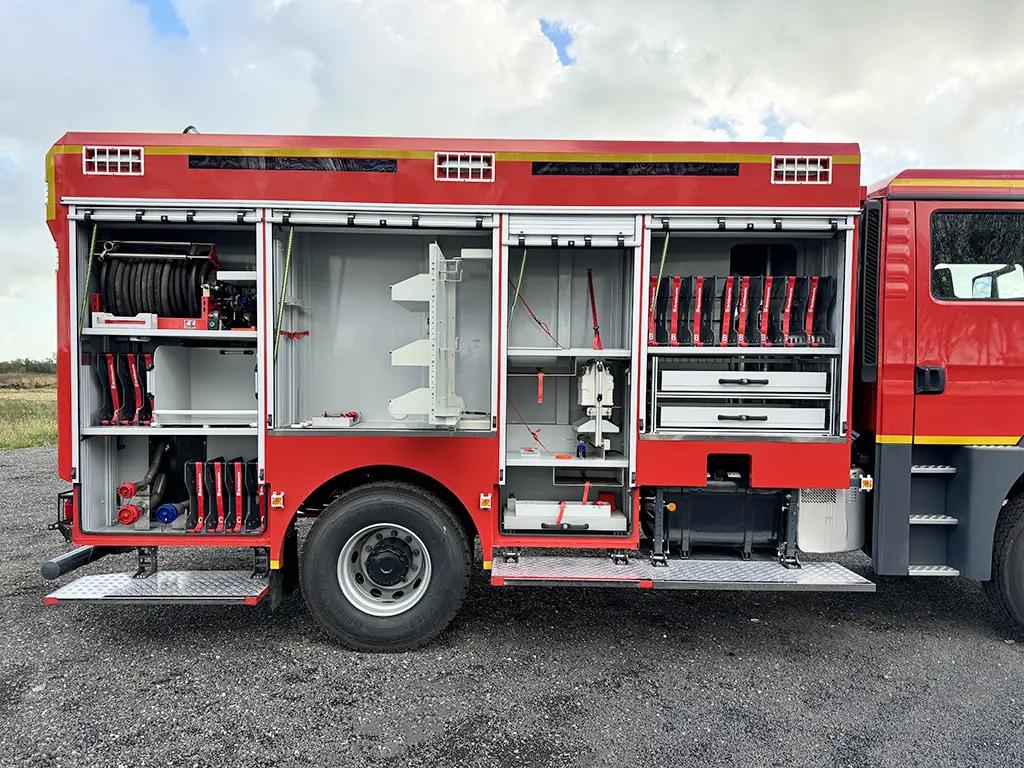 MAN TGM 18.320 BB CH Fire Fighter Truck 4x4 15