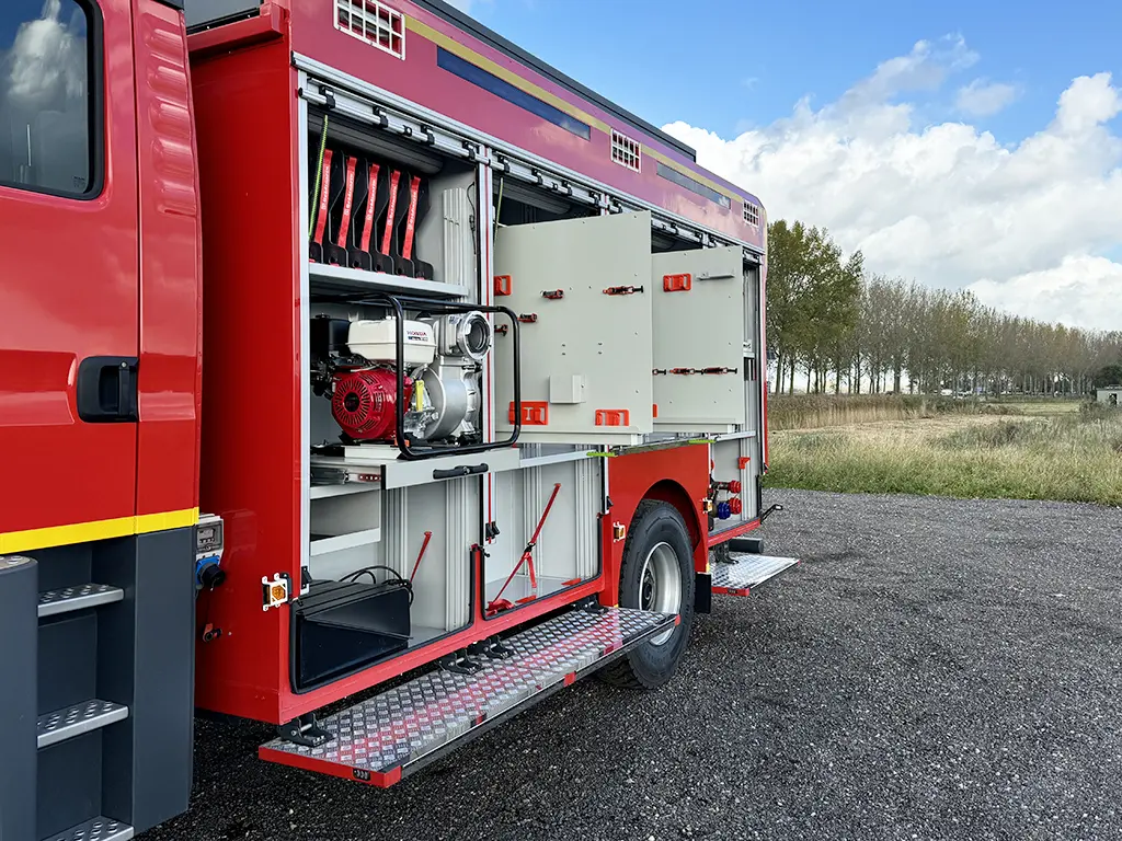MAN TGM 18.320 BB CH Fire Fighter Truck 4x4 21