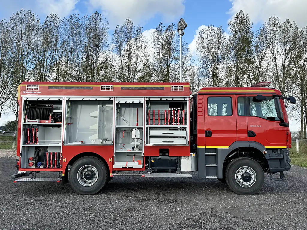 MAN TGM 18.320 BB CH Fire Fighter Truck 4x4 28