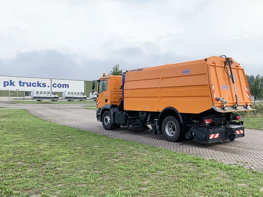 MAN TGM 18.330 BB 4x2 Balayeuse