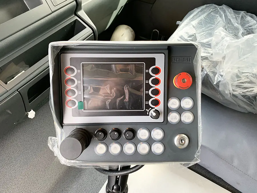 MAN TGM 18.330 BB 4x2 Sweeper Truck 10