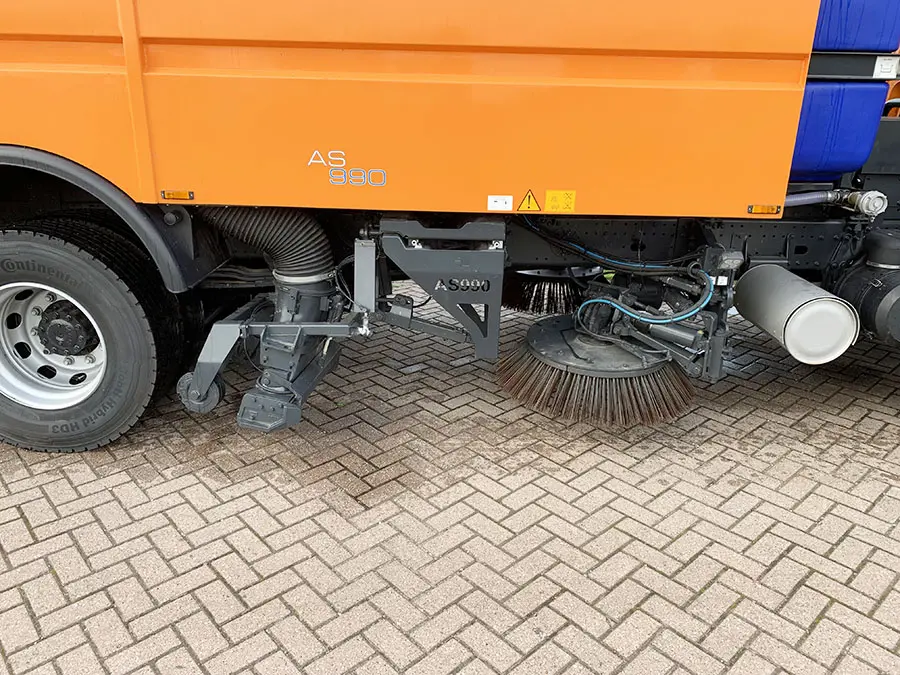 MAN TGM 18.330 BB Balayeuse 4x2 14