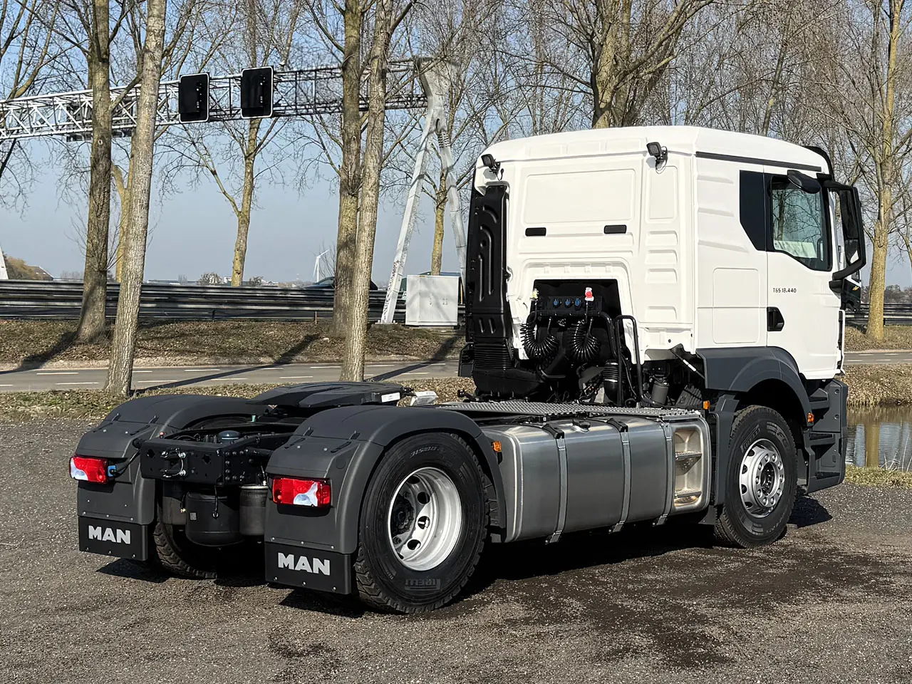 MAN TGS 18.440 BL SA Tractor Head 4x2 2