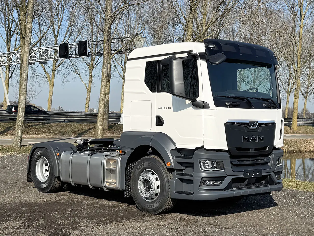 MAN TGS 18.440 BL SA Tractor Head 4x2 8