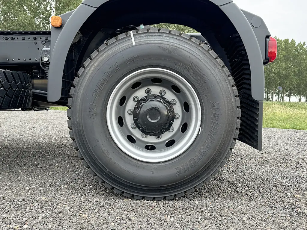 MAN TGS 22.440 BB SA 4x2 Tractor Head 13