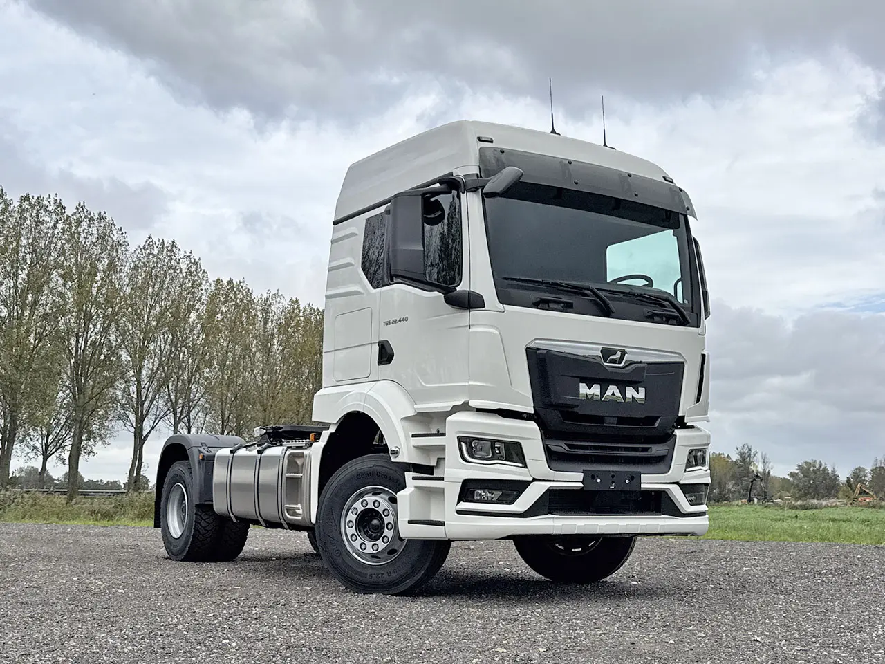 MAN TGS 22.440 BB SA 4x2 Tracteur 4