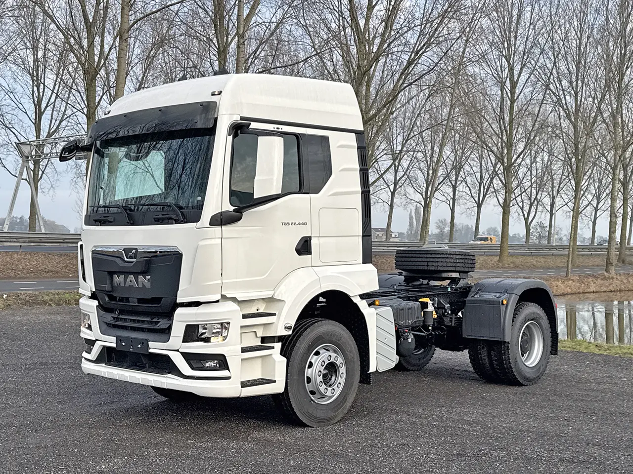 MAN TGS 22.440 BB SA 4x2 Tractor Head