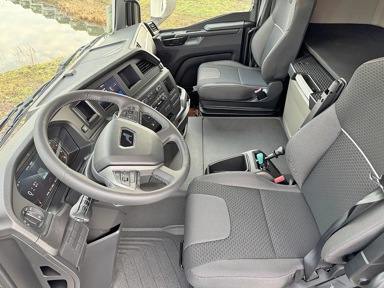 MAN TGS 22.440 BB SA 4x2 Tractor Head 9