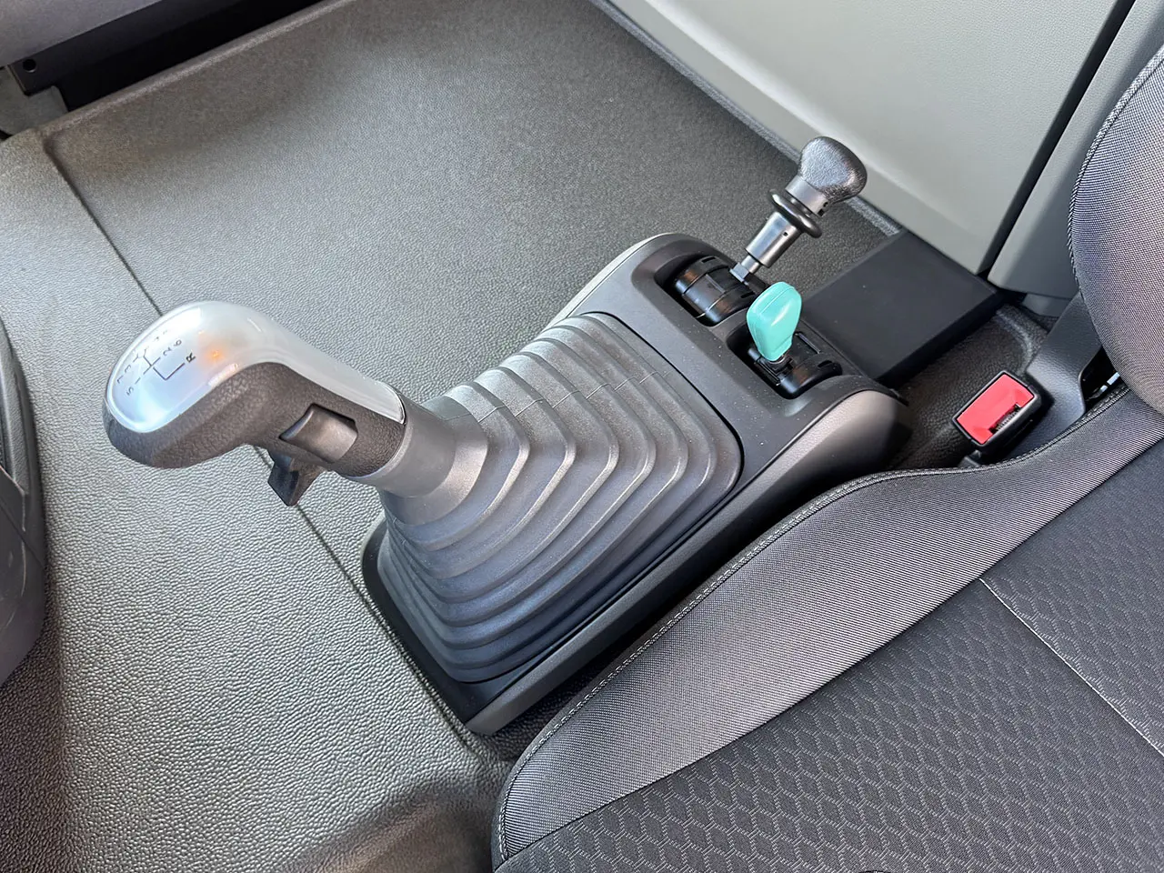 MAN TGS 22.440 BB SA 4x2 Tractor Head 12