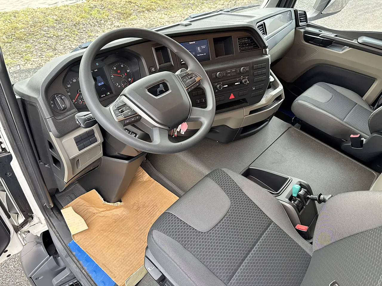 MAN TGS 22.440 BB SA 4x2 Tractor Head 3