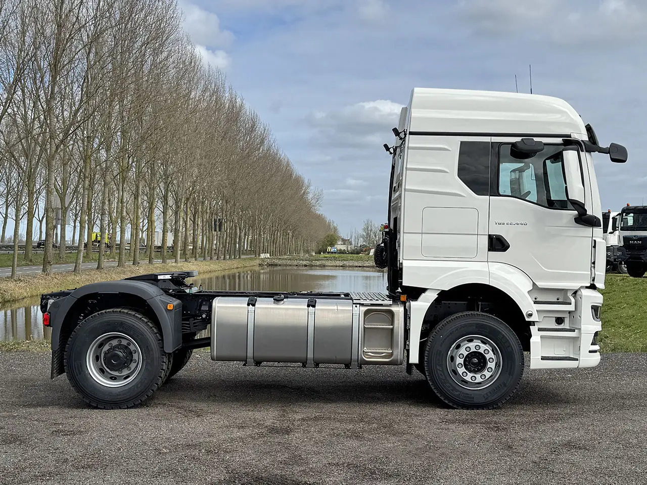 MAN TGS 22.440 BB SA Tractor Head 4x2 5