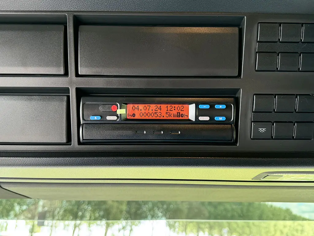 MAN TGS 22.480 BB SA 4x2 Tractor Head 12