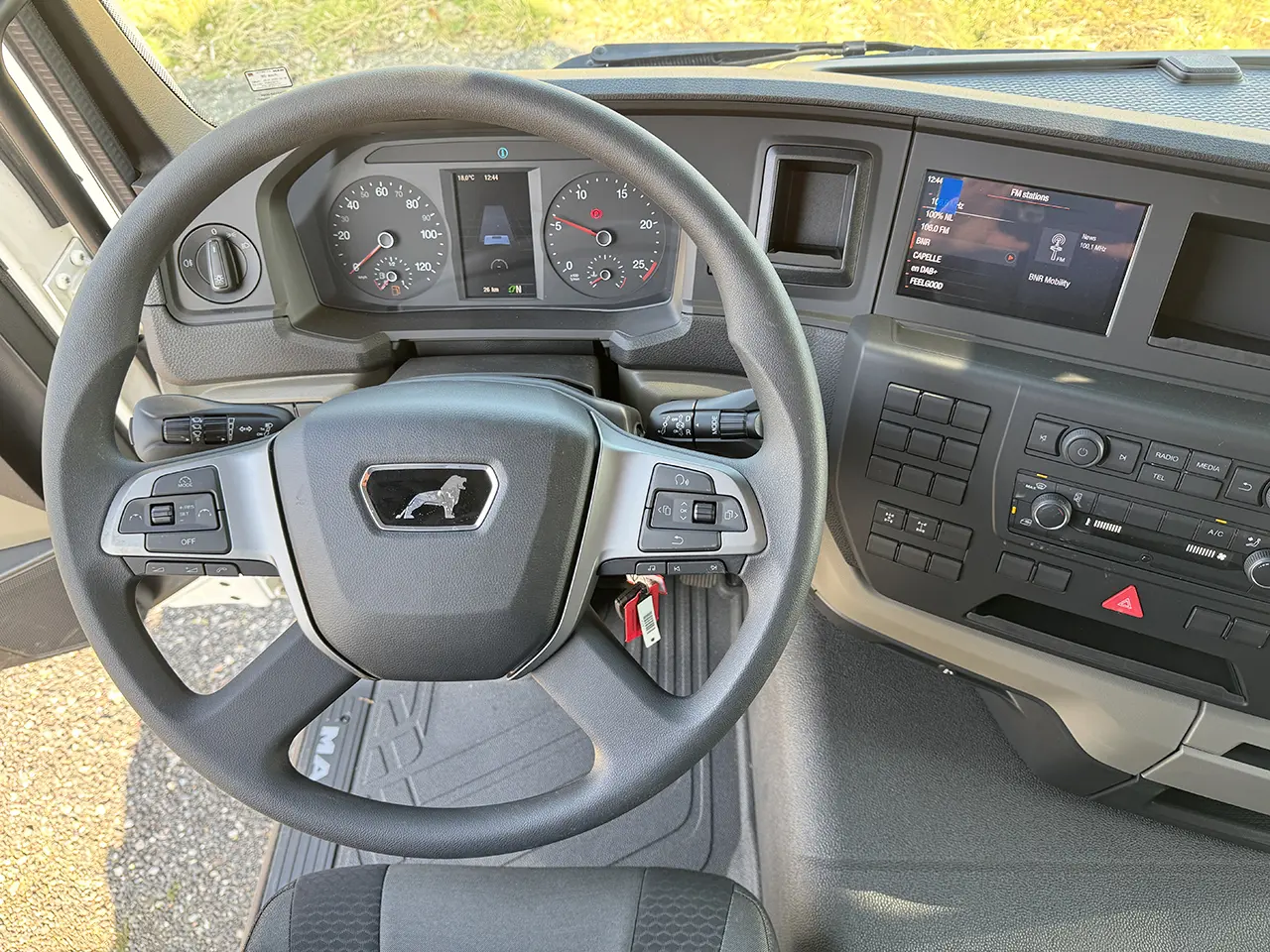 MAN TGS 33.400 BB CH 6x4 Chassis Cabin 10