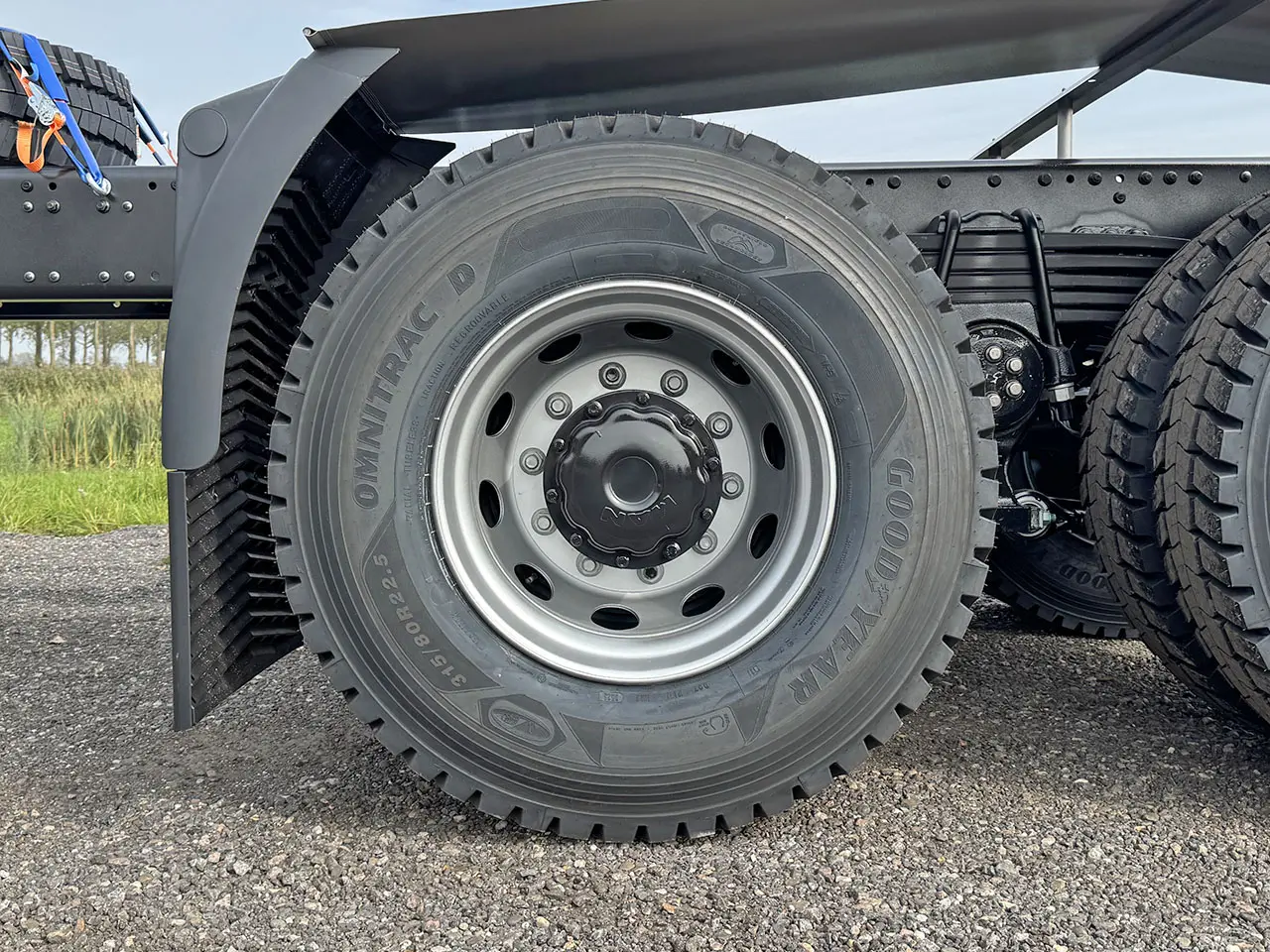 MAN TGS 33.400 BB CH 6x4 Chassis Cabin 13