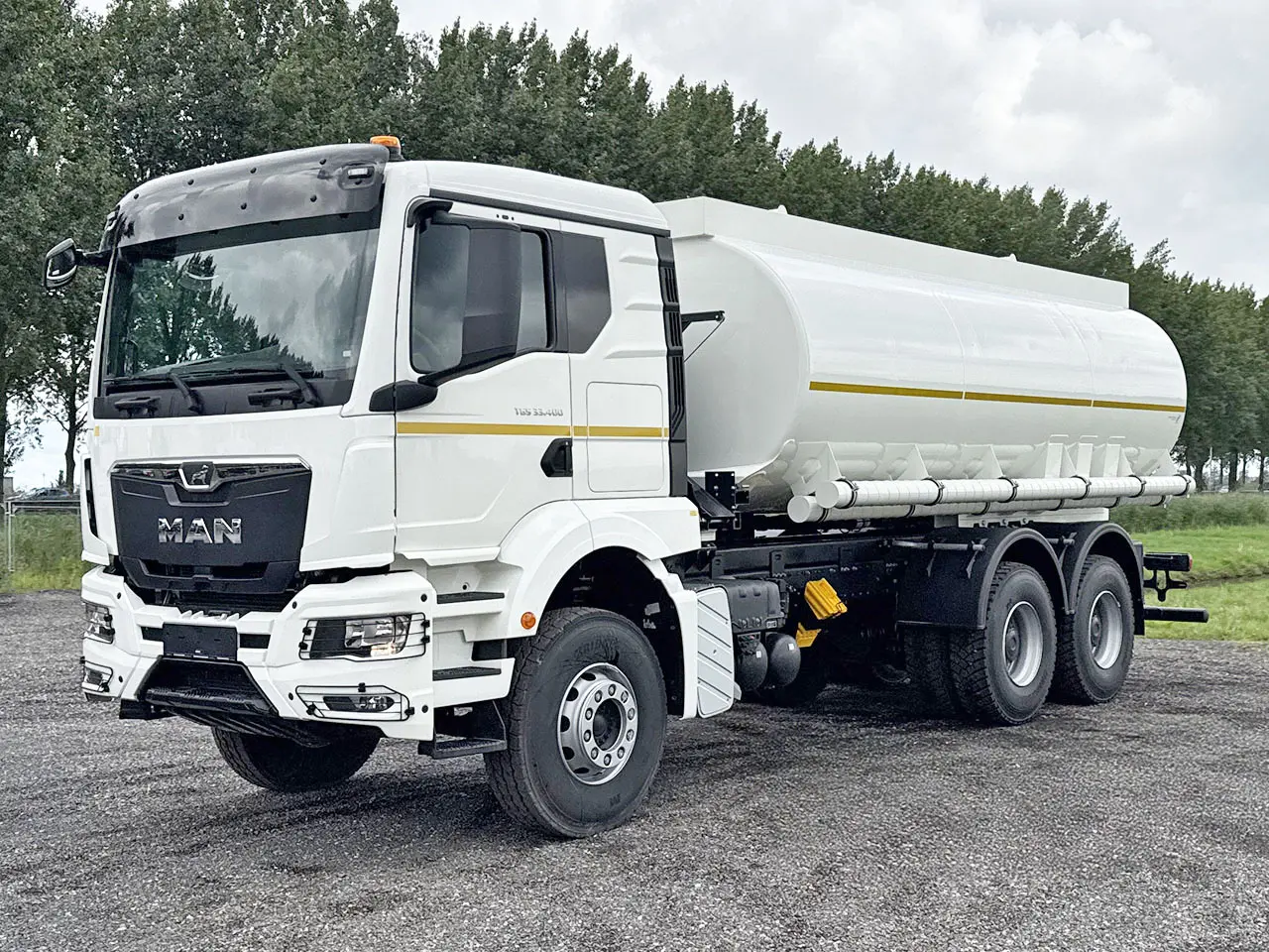 MAN TGS 33.400 BB CH Camion citerne à carburant 6x4