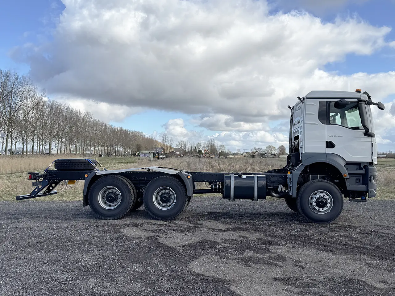 MAN TGS 33.400 BB CH Chassis Cabin 6x6 5