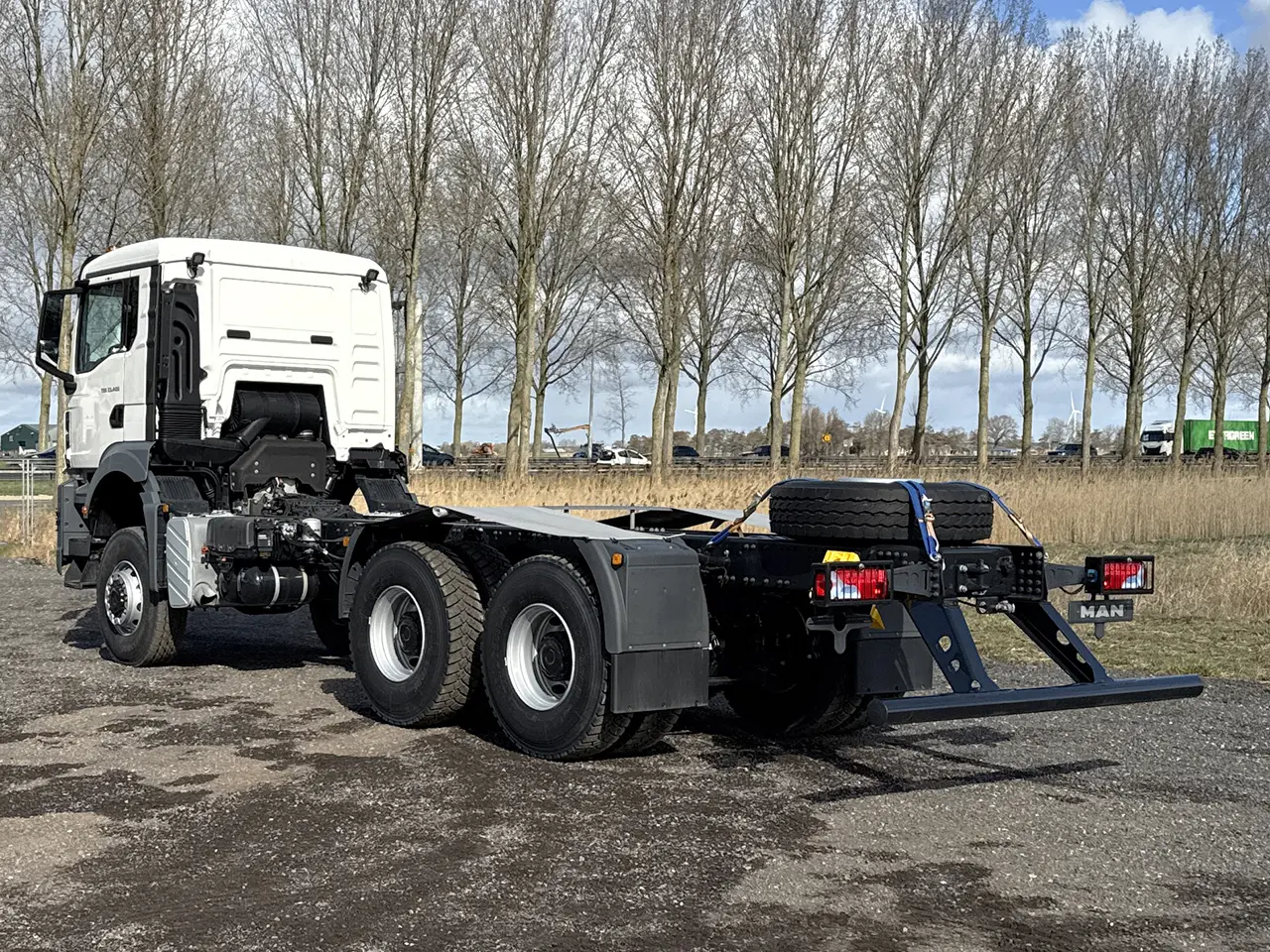 MAN TGS 33.400 BB CH Chassis Cabin 6x6 6