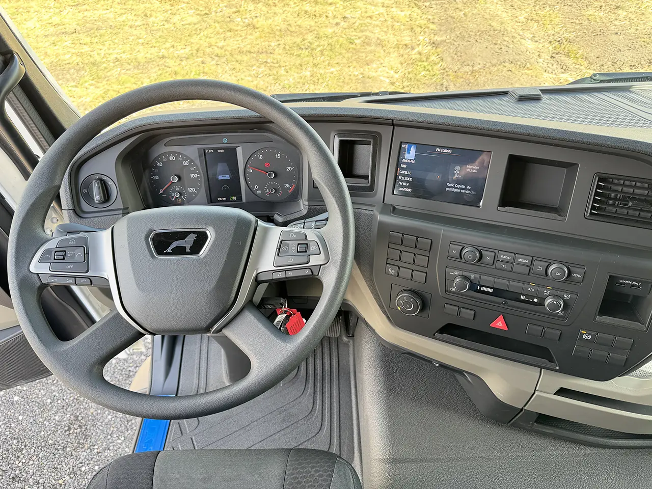 MAN TGS 33.400 BB CH 6x6 Chassis Cabin 10