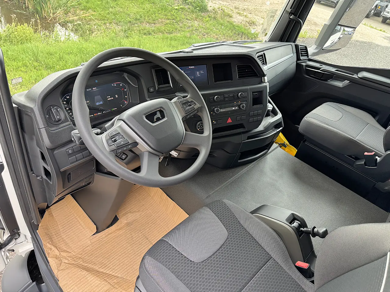 MAN TGS 33.400 BB CH Chassis Cabin 6x6 3