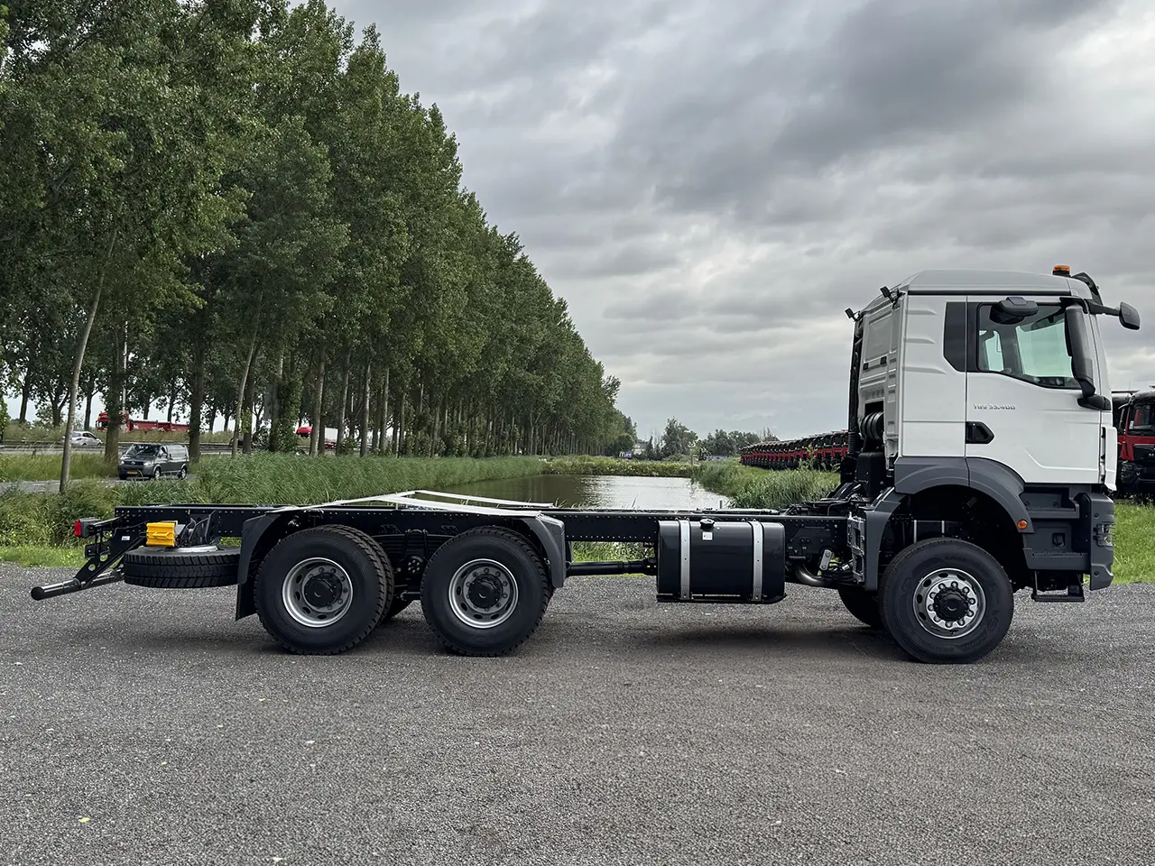 MAN TGS 33.400 BB CH Chassis Cabin 6x6 5