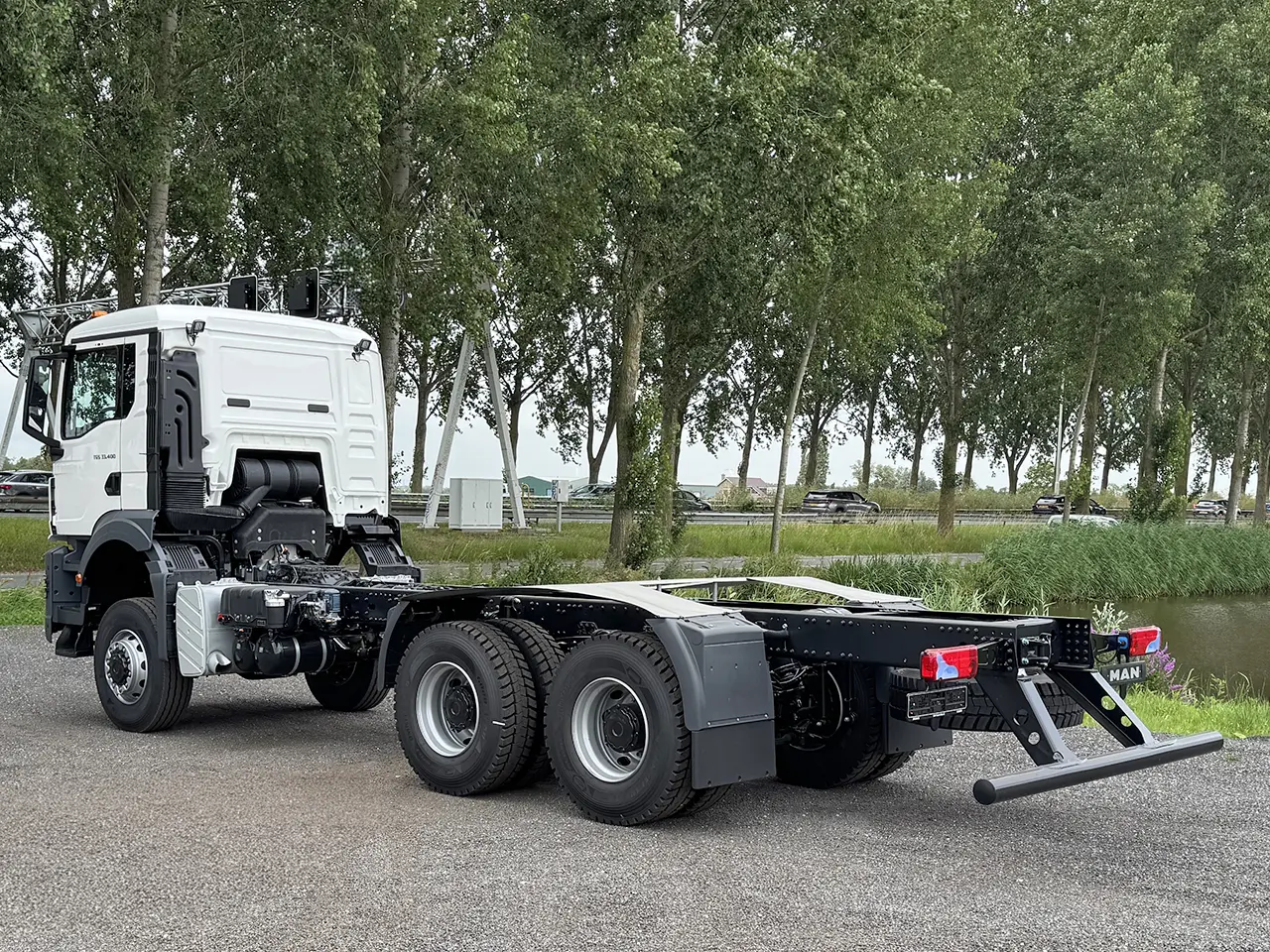 MAN TGS 33.400 BB CH Chassis Cabin 6x6 6