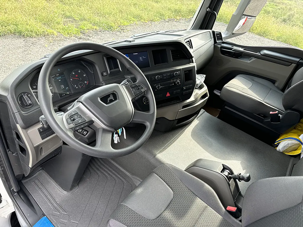 MAN TGS 33.400 BB CH 6x6 Crane Truck