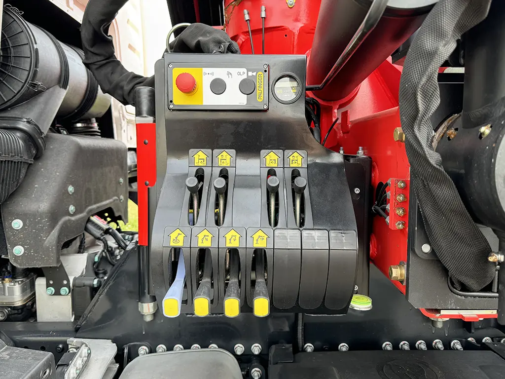 MAN TGS 33.400 BB CH 6x6 Crane Truck 12