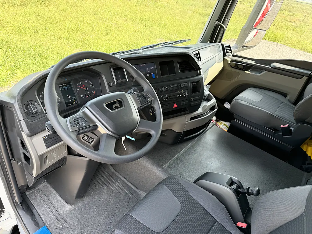 MAN TGS 33.400 BB CH 6x6 Camion grue