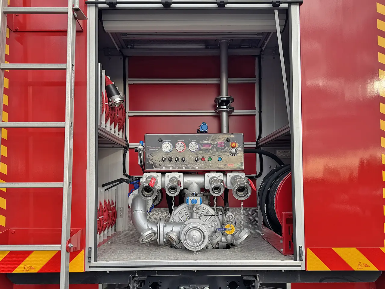 MAN TGS 33.400 BB CH Fire Fighter Truck 6x6 22