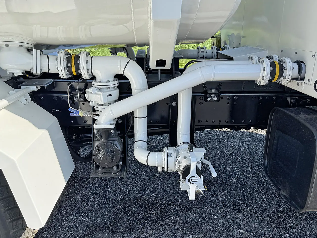 MAN TGS 33.400 BB CH ADR Camion citerne à carburant pour l'aviation 6x4 14