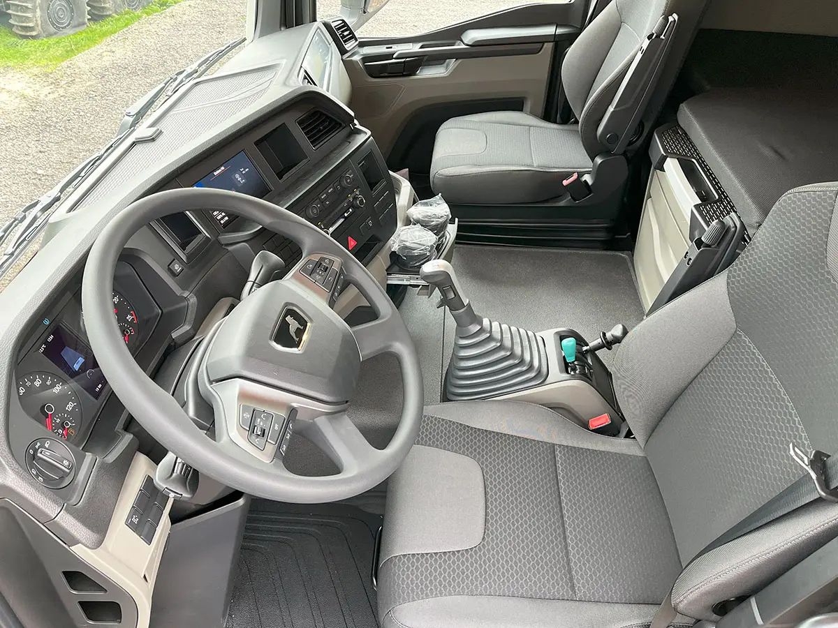 MAN TGS 33.440 BB SA 6x4 Tractor Head 7