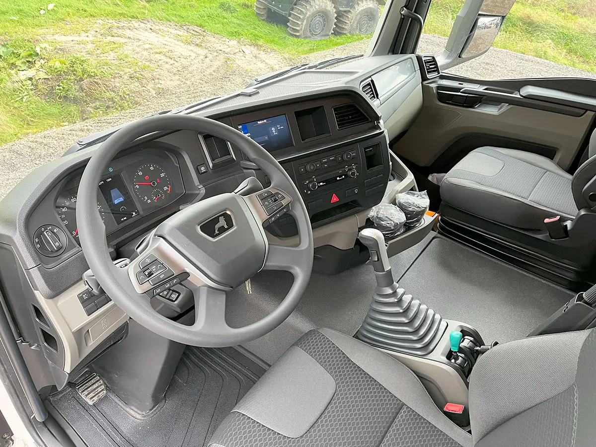 MAN TGS 33.440 BB SA 6x4 Tractor Head 8