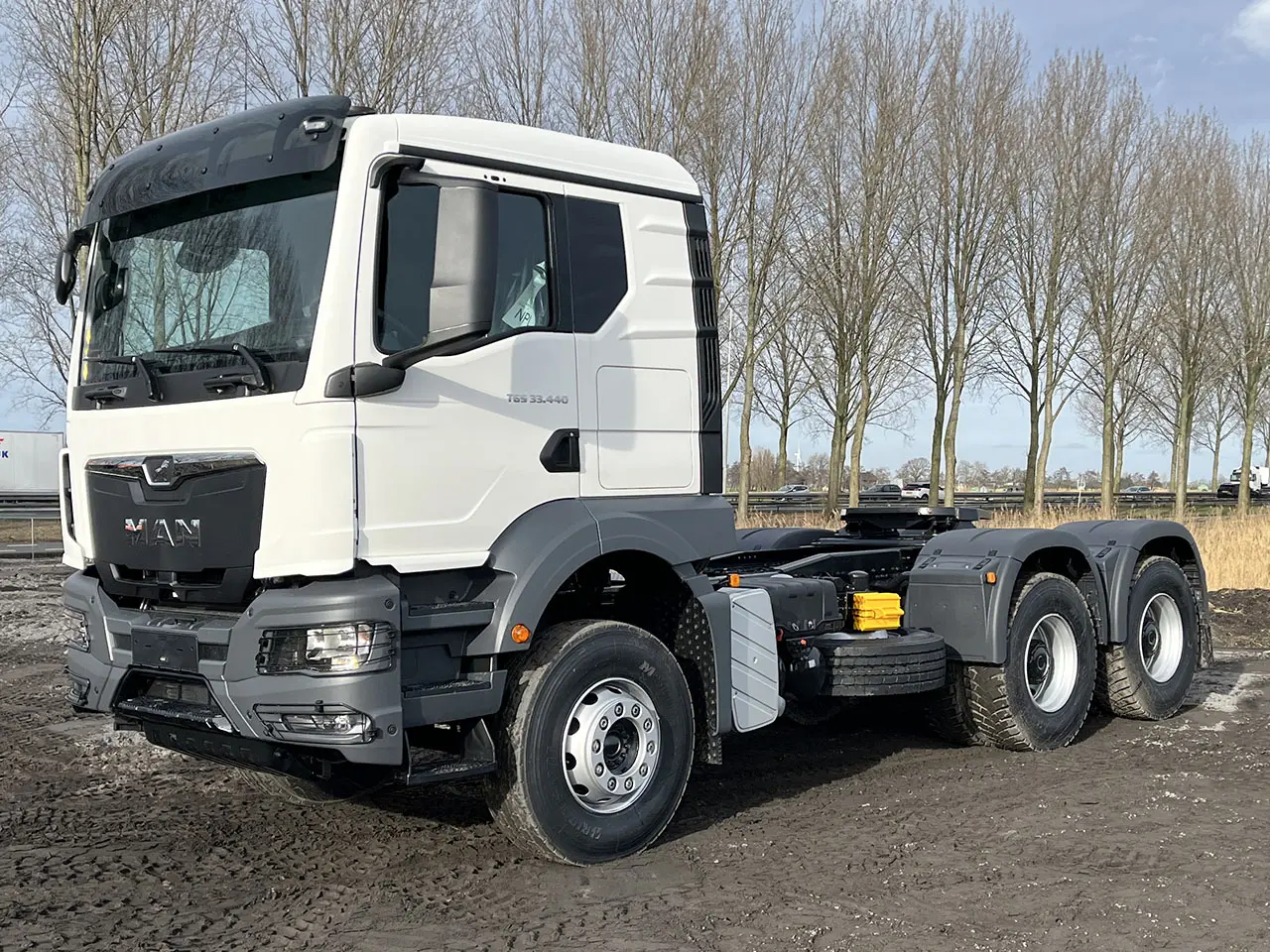 MAN TGS 33.440 BB SA 6x4 Tractor Head