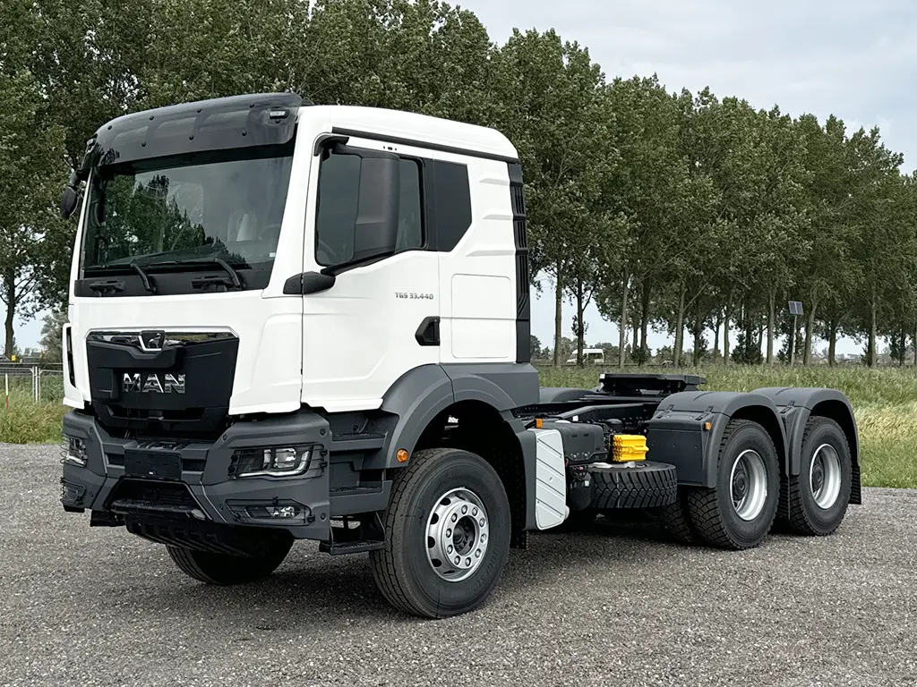 MAN TGS 33.440 BB SA 6x4 Tractor Head 1