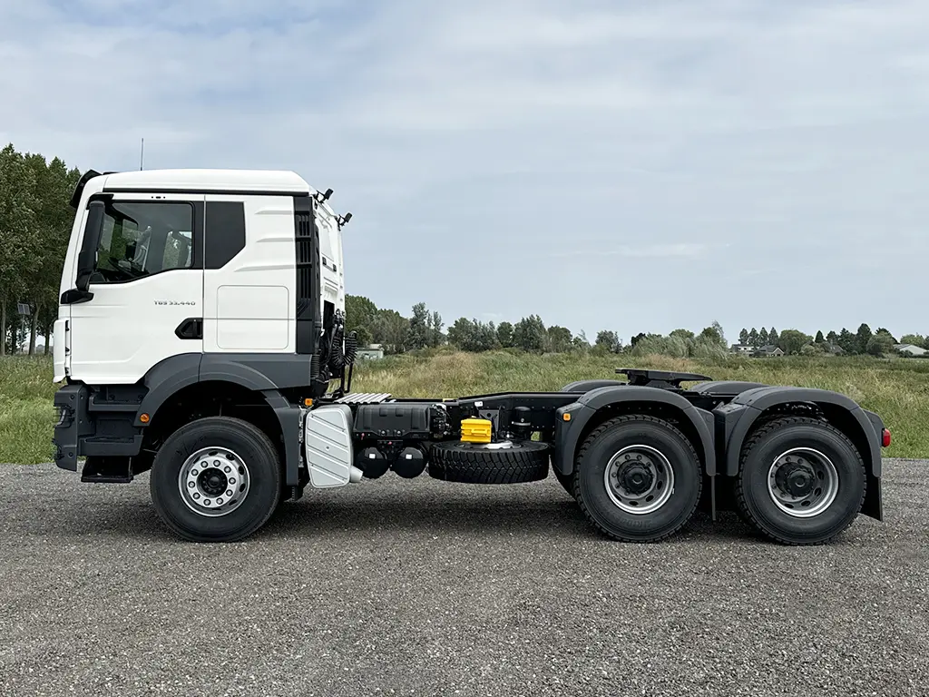 MAN TGS 33.440 BB SA 6x4 Tractor Head 7