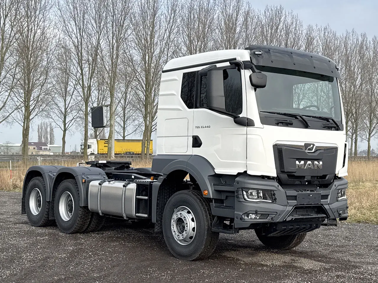 MAN TGS 33.440 BB SA 6x4 Tractor Head 9