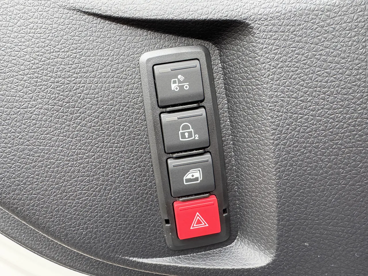 MAN TGS 33.440 BB SA 6x4 Tractor Head 13