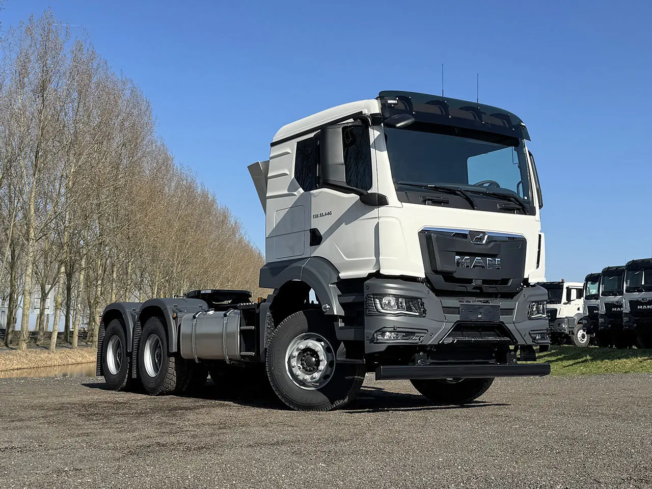 MAN TGS 33.440 BB SA 6x4 Tracteur 4