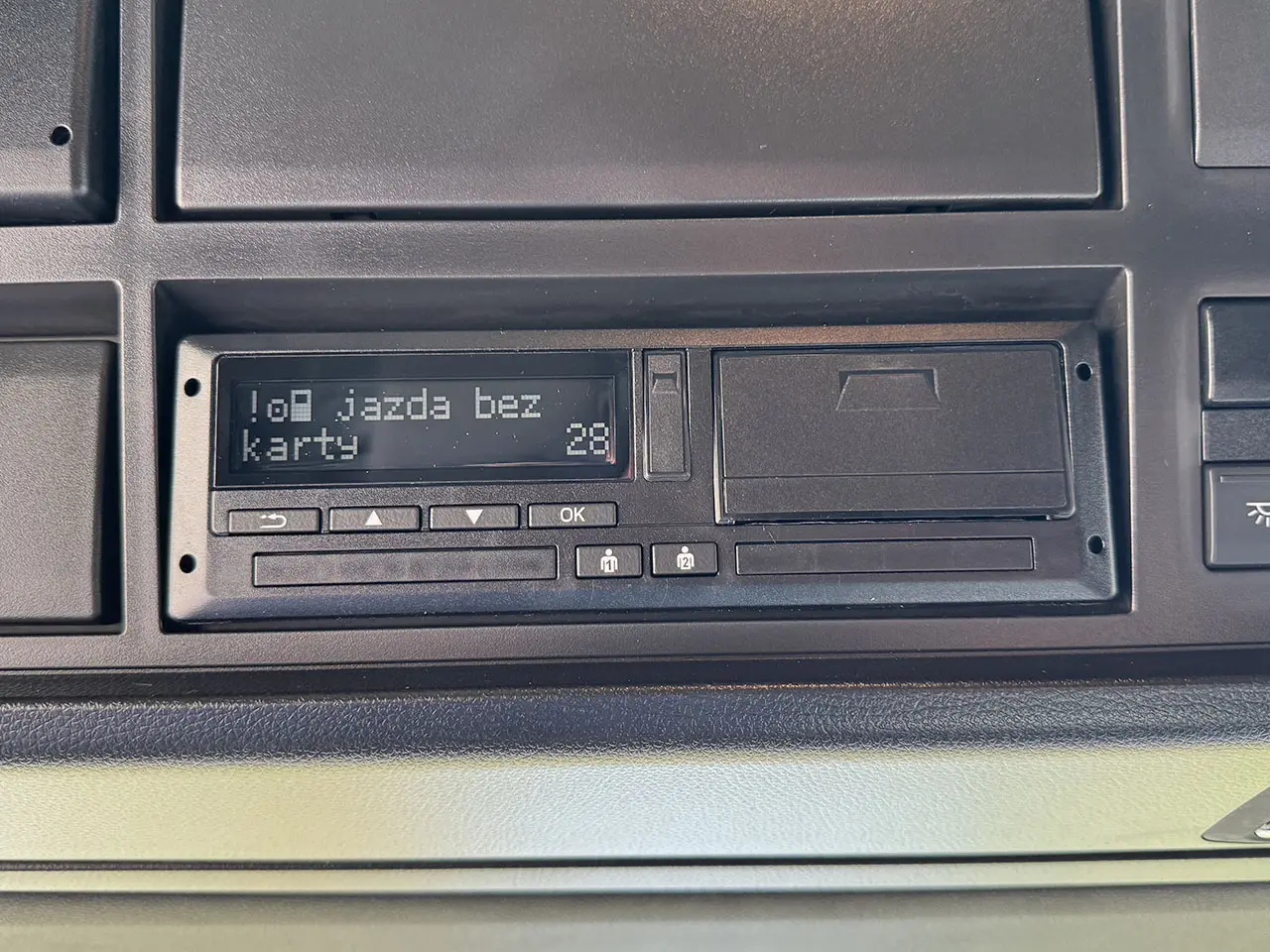 MAN TGS 33.440 BB SA 6x4 Tractor Head 11