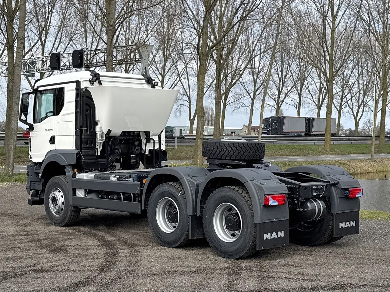 MAN TGS 33.440 BB SA 6x4 Tractor Head 6