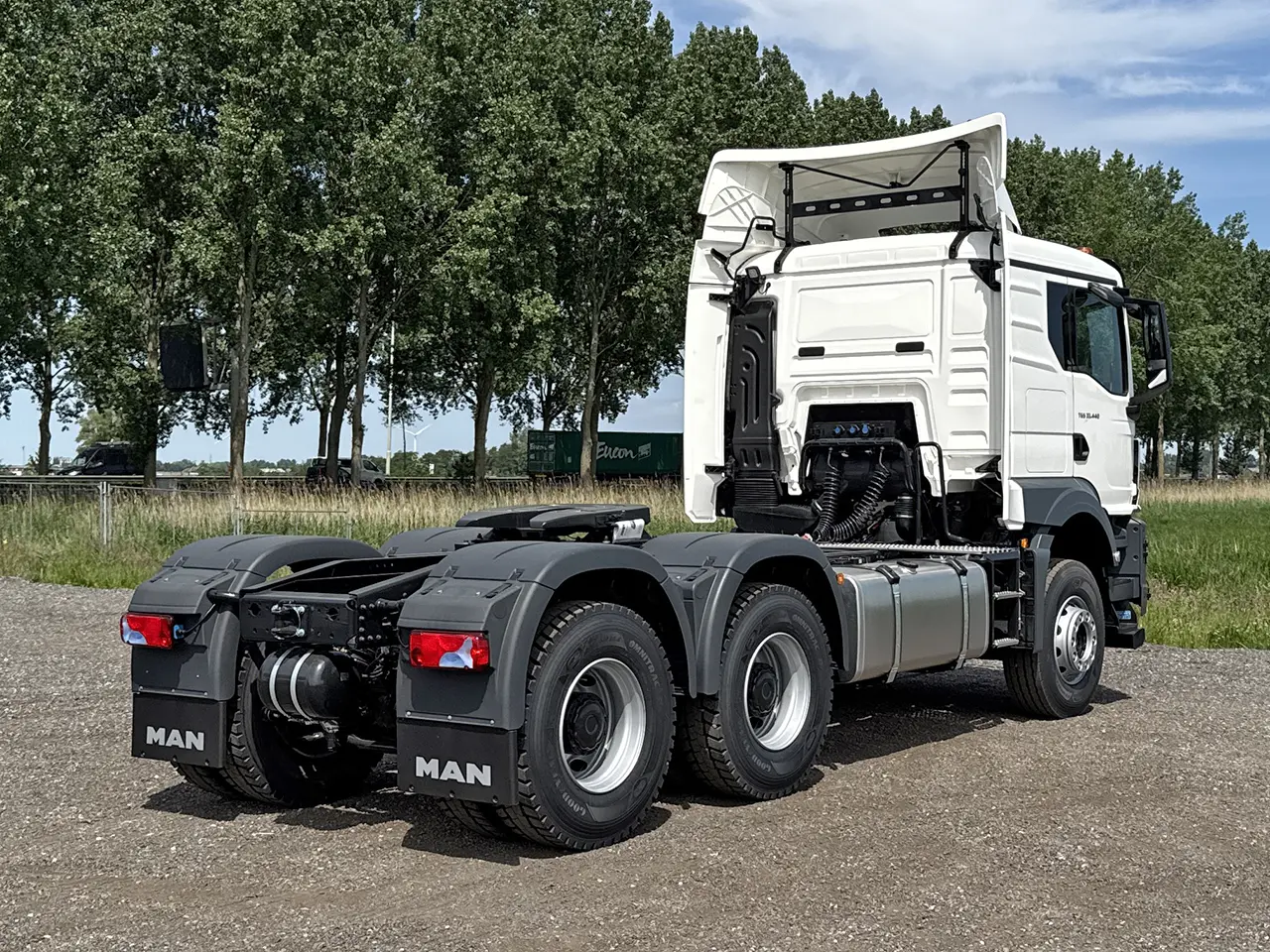 MAN TGS 33.440 BB SA Premium Tractor Head 6x4