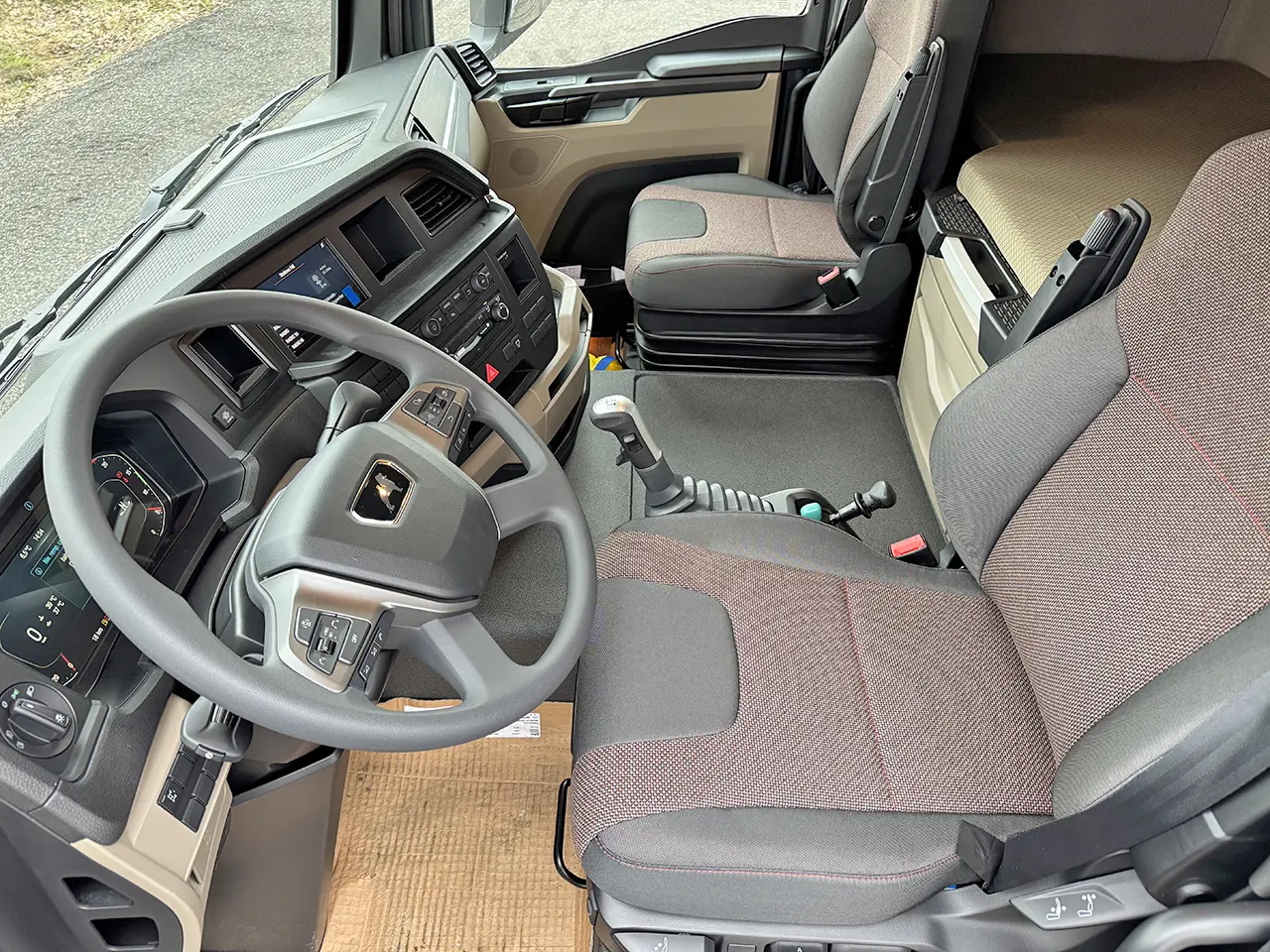 MAN TGS 33.480 BB SA 6x4 Tractor Head 9