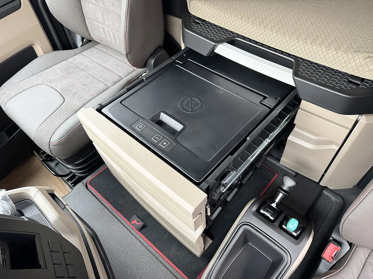 MAN TGS 33.480 BB SA 6x4 Tractor Head 10