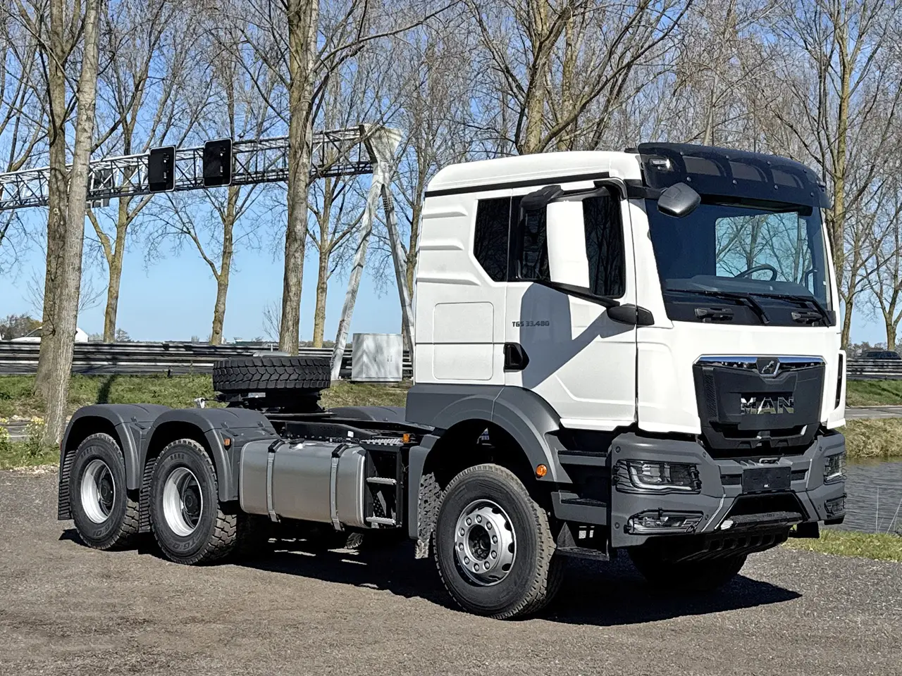 MAN TGS 33.480 BB SA Tractor Head 6x4 8